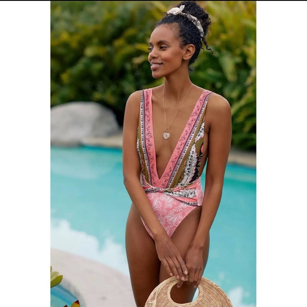 Agua  Bendita Ellis Plunge Swimsuit